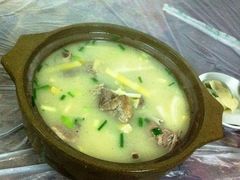 馄饨老鸭煲-老品芳