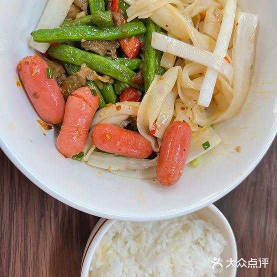 干饭人精选自助餐(长丰小区六期店)