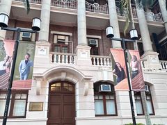 -香港大学