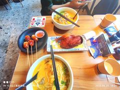 酸汤肥牛-和府捞面(壹方天地店)