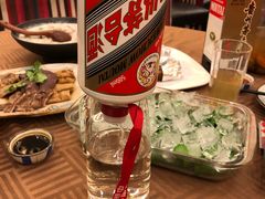 -沙龙酒家
