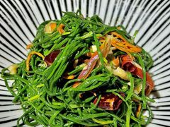 -伊带伊路新疆美食府(呼家楼店)