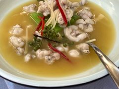 鲜花椒泡菜煮牛蛙-梧桐