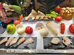 -腾阁自助餐厅(朝林广场店)