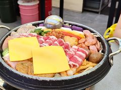 -豚妈妈汤饭·部队锅(南京东路店)
