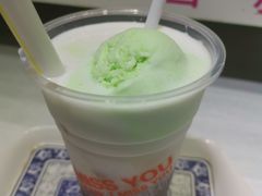 椰奶红薏米菠萝雪糕杯-百花传统甜品店(原址店)