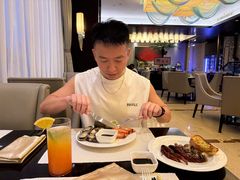 -西安唐隆国际酒店(大雁塔大唐不夜城店)