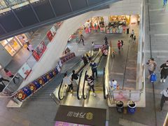 -江燕路万科里