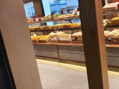 面包甜点陈列柜-詹记桃酥(宿州路店)