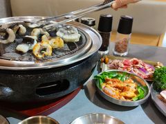 -围炉肉舍•炭烤活鳗•丹东海鲜烤肉(步行街店)