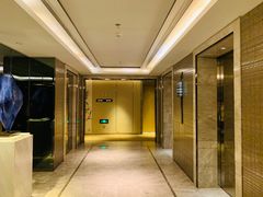 -上海宝华万豪酒店