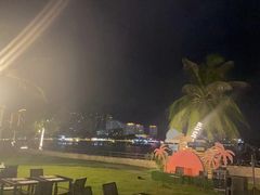 -JW万豪厨房餐厅·滨海草坪烧烤·海鲜·海景(三亚绿发山海天JW万豪酒店)