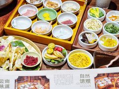 -良米山·云南野生菌过桥米线(上海首店)