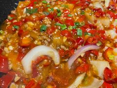 -阿瓦山寨·湘菜现炒·剁椒鱼头王(咸阳总店)