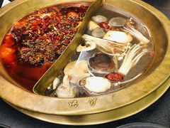 -沸炉重庆老火锅(军事博物馆店)