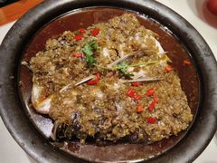 老实人酱椒鱼头-蜀香格格•剁椒鱼头(龙西店)