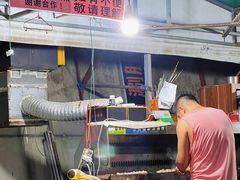 -超越海鲜屋(飞龙物业店)