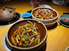 土萝卜干炒土腊肉-吃饭皇帝大(合生汇店)