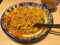 真香麻酱鸡丝拌面-陳香貴·蘭州牛肉面(月星环球港店)