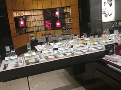 -Chanel(德基广场店)