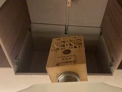 -灸春堂·艾灸·痛症·整脊连锁(之江银泰店)