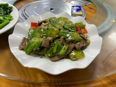 苦瓜炒牛肉-光头强美食