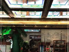 大堂-鹊华居·地道鲁菜·海鲜·融合味(大明湖店)