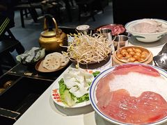-卤校长老火锅(杨家坪直营店)