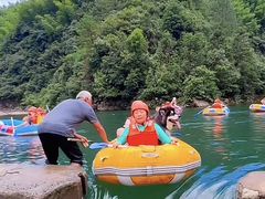 -安吉龙王山峡谷漂流