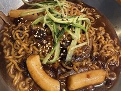 炸酱拉面-富乐满韩国正宗炸鸡韩国料理(虹泉路店)