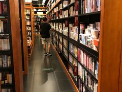 -西西弗书店&矢量咖啡(壹方购物中心店)