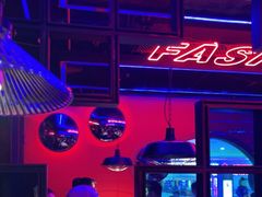 -蛙来哒(华隆步步高店)