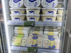 -正飞鲜奶(吐鲁番路店)