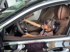 -上海德星奔驰(江杨南路店)