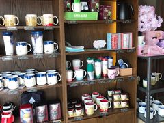 零售区-星巴克(舟山蜈蚣峙店)