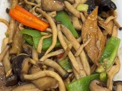 -龙香居海鲜浑锅家常菜·特色驴肉