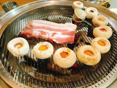 -围炉肉舍丹东海鲜烤肉·烤活鳗(步行街店)