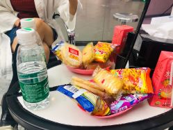 -变画·发型STUDIO