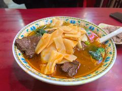 -金杨拉面王小吃面馆·牛三宝面·红烧牛肉粉