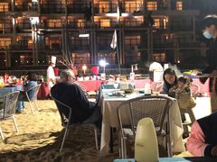 -亚龙湾希尔顿自助餐厅·海鲜·烧烤·沙滩BBQ·现场乐队
