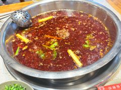 -肖肖酸萝卜鱼火锅(总店)