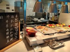 -亚洲国际大酒店·云顶阁旋转自助餐厅