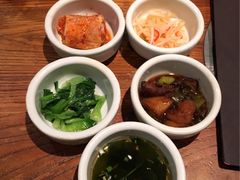 -萨拉伯尔(燕莎友谊商城店)