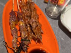 -威记烧嘢·南宁烧烤·超级生牛(绿地店)