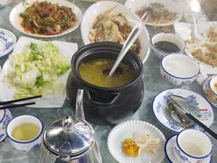 -范饭椰林川湘味海鲜·椰子鸡(三亚湾椰梦长廊店)