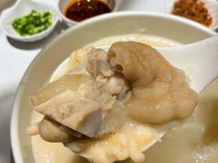 -尘香•传统川菜(创汇首座店)