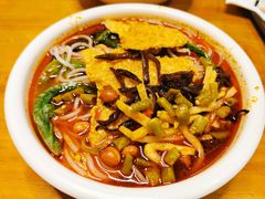 -水平有限螺蛳粉(宏达大厦店)