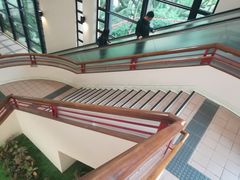 -香港大学