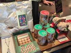 -星巴克(济南美莲广场店)