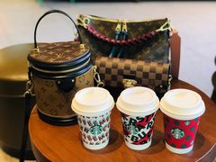 -星巴克(深圳欢乐颂店)